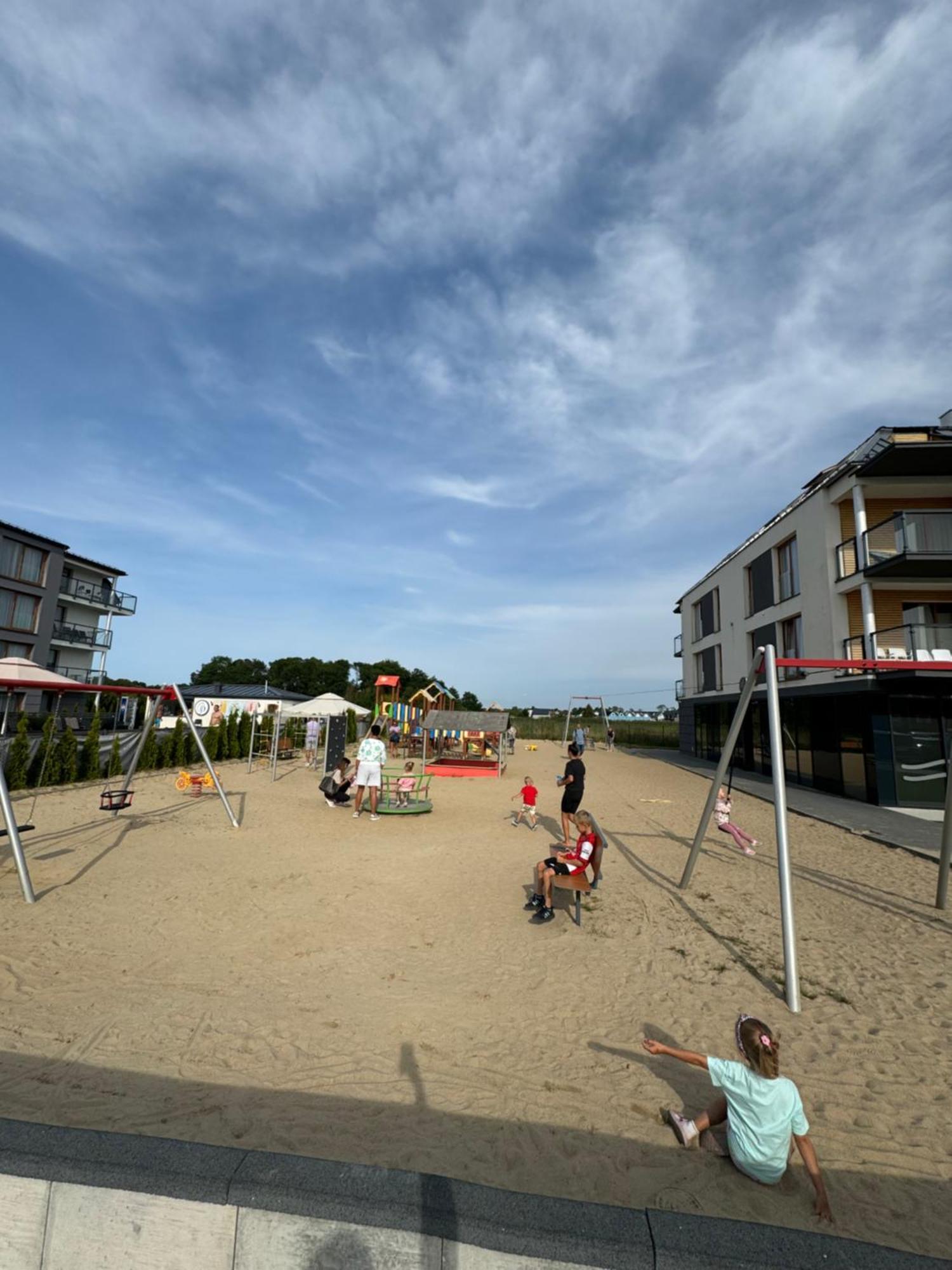 Klimatyzowany Apartament Blue , Sarbinowo Parking Basen Екстер'єр фото