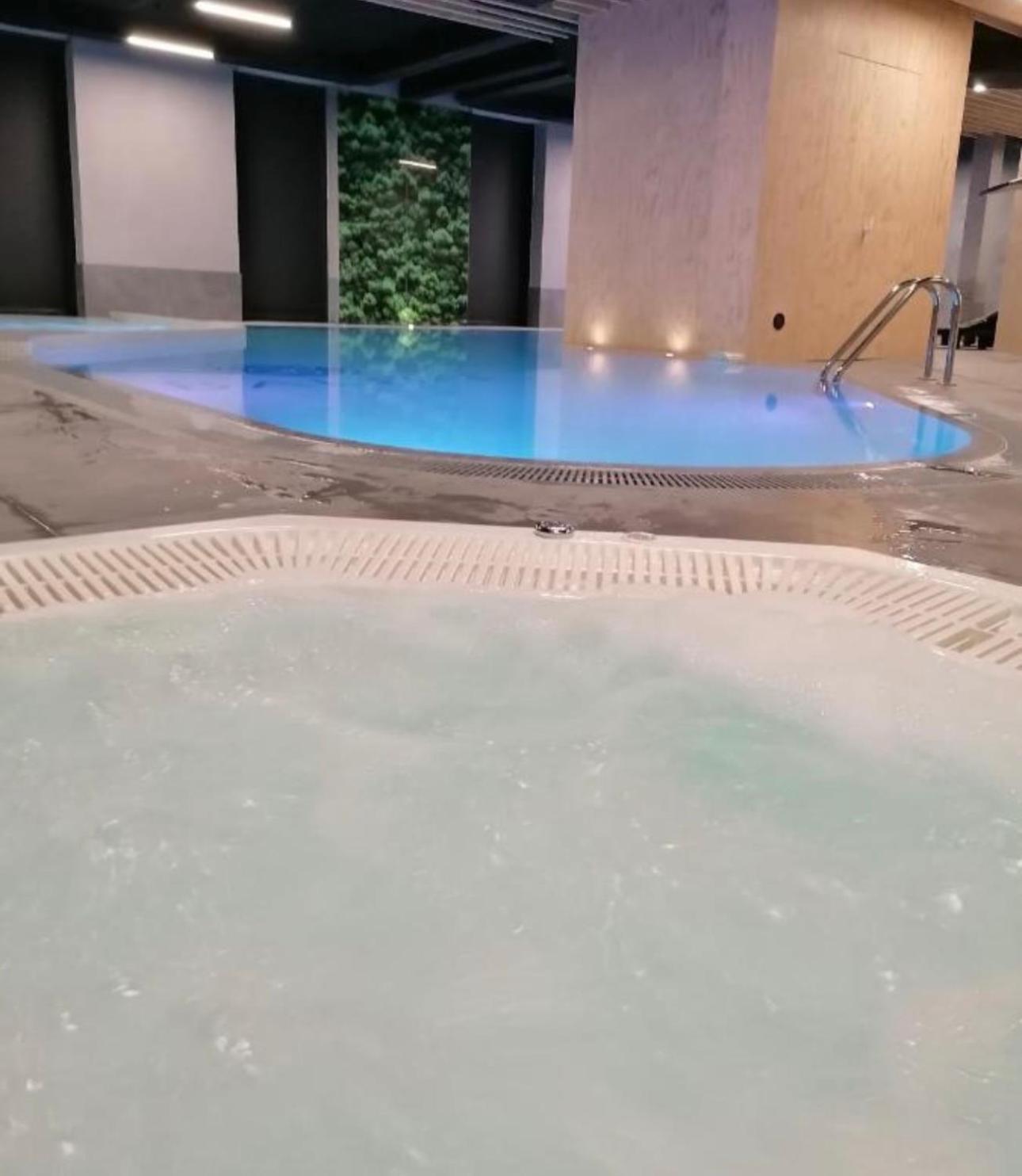 Klimatyzowany Apartament Blue , Sarbinowo Parking Basen Екстер'єр фото